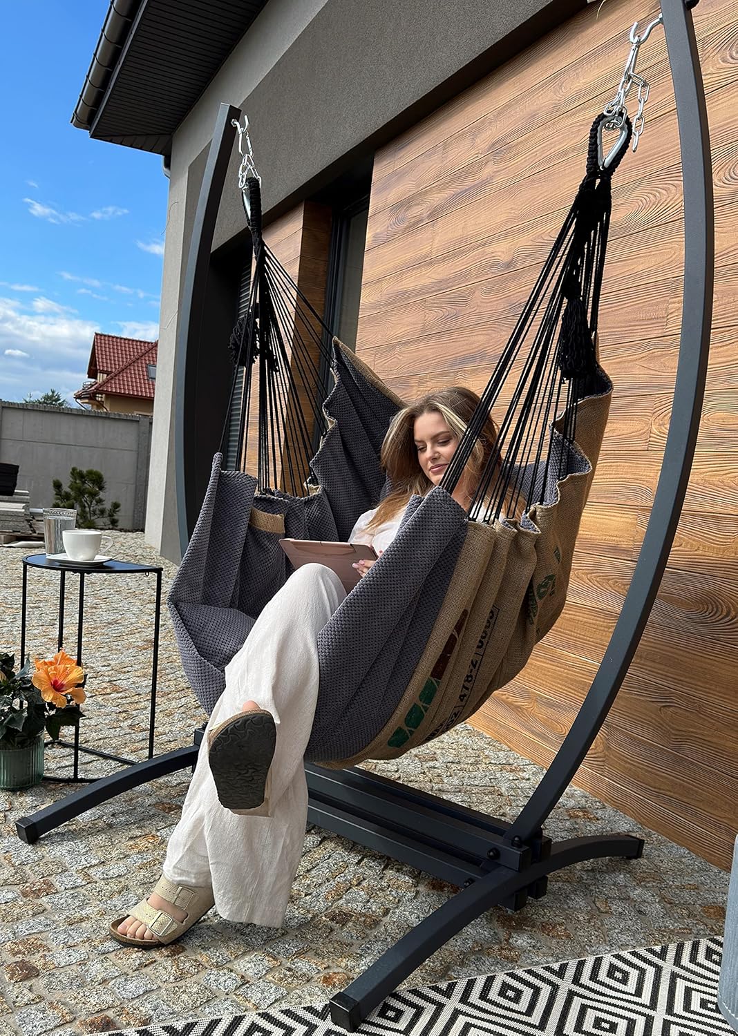 Izabell fauteuil suspendu avec structure acier - Chaise hamac XXL avec grand coussin - Siège balançoire intérieur extérieur gris