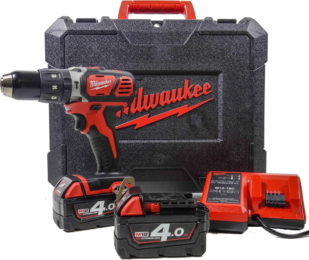 Milwaukee M18 BPD-402C perceuse à percussion 18 V - Couple 60 Nm et vitesse jusqu'à 1800 tr par minute - Mandrin 13 mm avec 2 vitesses - 2 batteries 4 Ah chargeur coffret